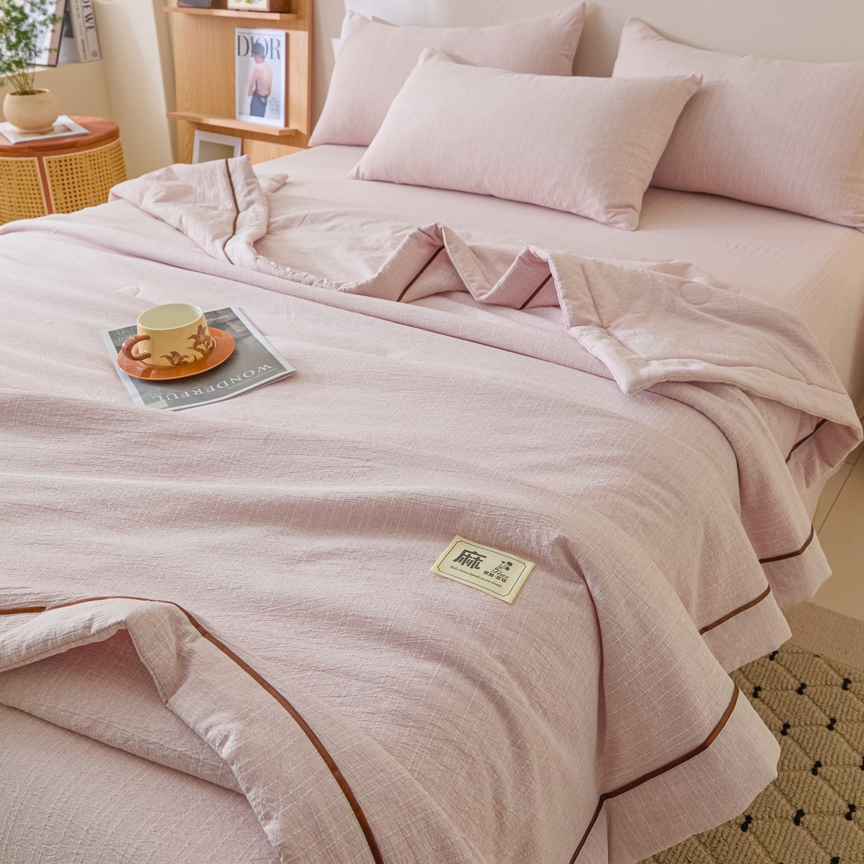 91家纺网 家纺一手货源 找家纺 蓝极人 2026新款提花色织水洗麻夏被四件套 色织-玫瑰粉