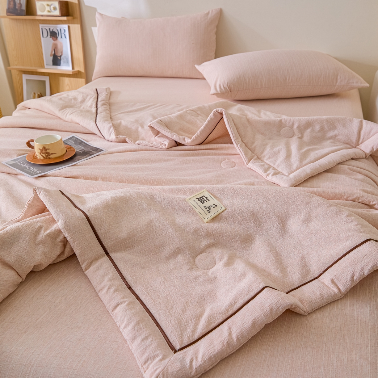 91家纺网 家纺一手货源 找家纺 蓝极人 2026新款提花色织水洗麻夏被四件套 色织-晨曦黄