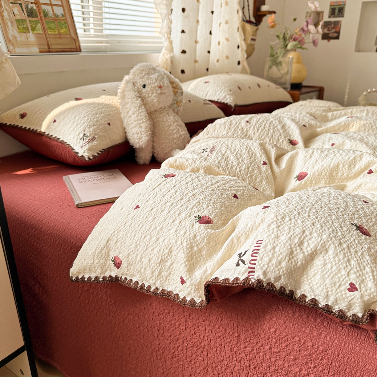 蓝极人 2026新款泡芙被壳针四件套 草莓