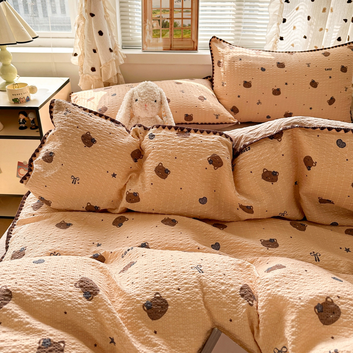 91家纺网 家纺一手货源 找家纺 蓝极人 2026新款泡芙被壳针四件套 曲奇猫