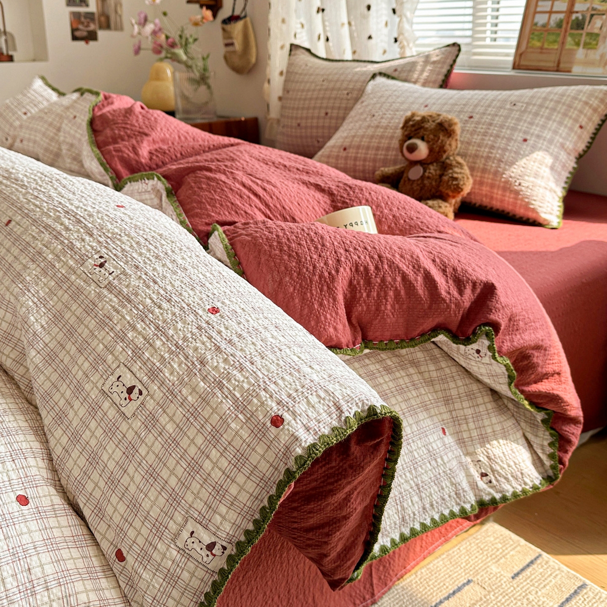 91家纺网 家纺一手货源 找家纺 蓝极人 2026新款泡芙被壳针四件套 苹果狗