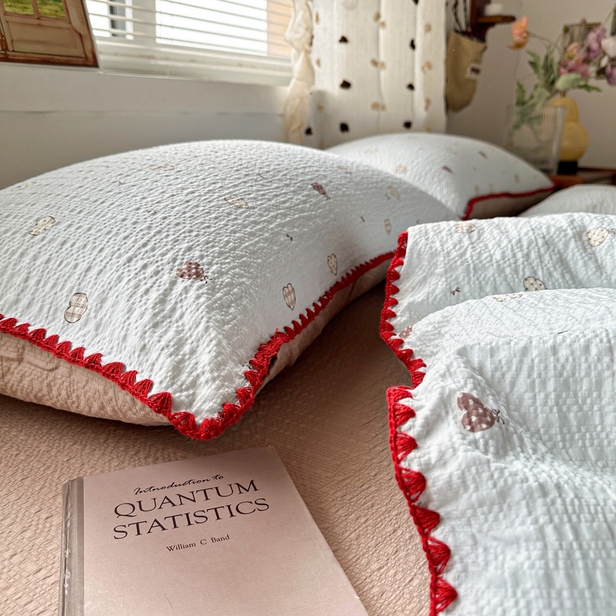 91家纺网 家纺一手货源 找家纺 蓝极人 2026新款泡芙被壳针四件套 好心情