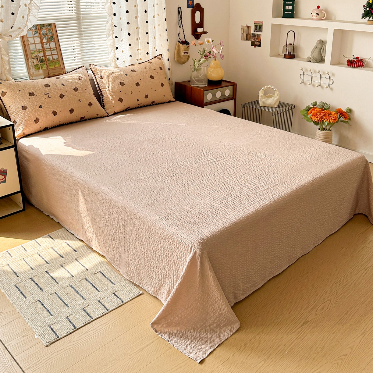 91家纺网 家纺一手货源 找家纺 蓝极人 2026新款泡芙被壳针四件套 曲奇猫