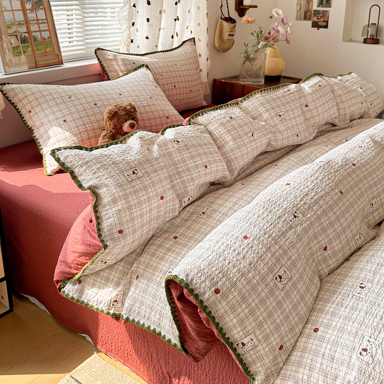 91家纺网 家纺一手货源 找家纺 蓝极人 2026新款泡芙被壳针四件套 苹果狗