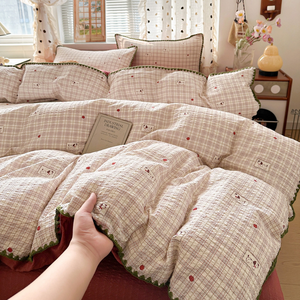 91家纺网 家纺一手货源 找家纺 蓝极人 2026新款泡芙被壳针四件套 苹果狗