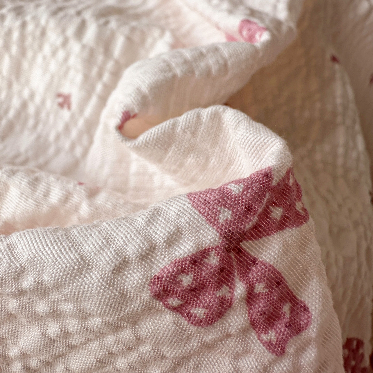 91家纺网 家纺一手货源 找家纺 蓝极人 2026新款泡芙被壳针四件套 若梦