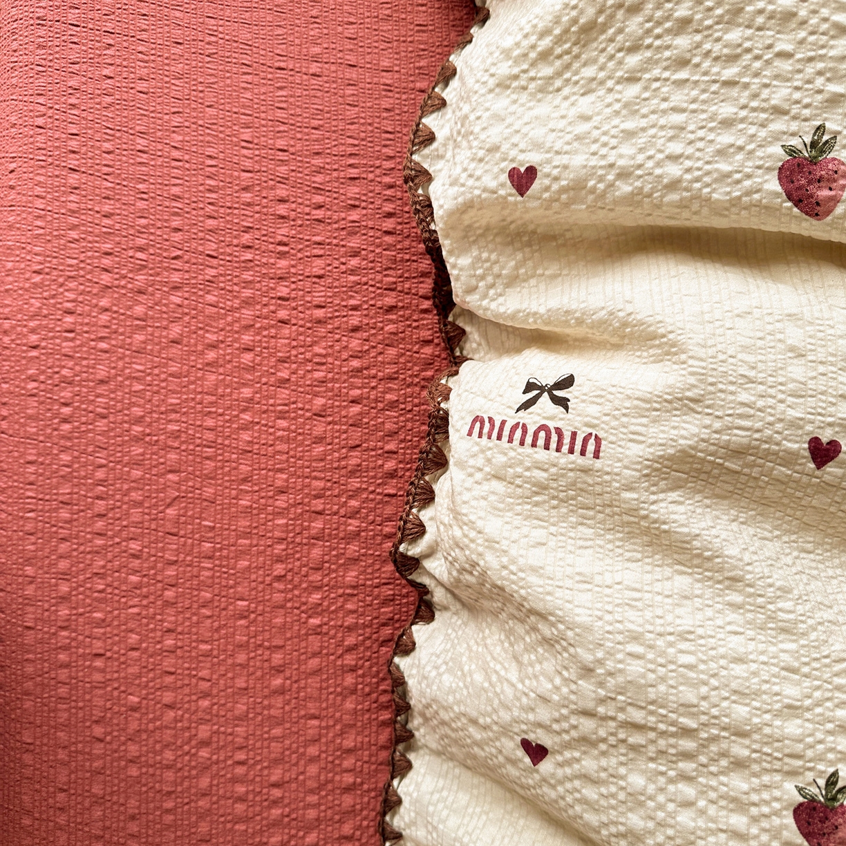 91家纺网 家纺一手货源 找家纺 蓝极人 2026新款泡芙被壳针四件套 草莓