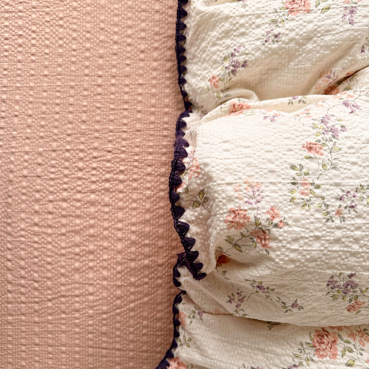 91家纺网 家纺一手货源 找家纺 蓝极人 2026新款泡芙被壳针四件套 春色