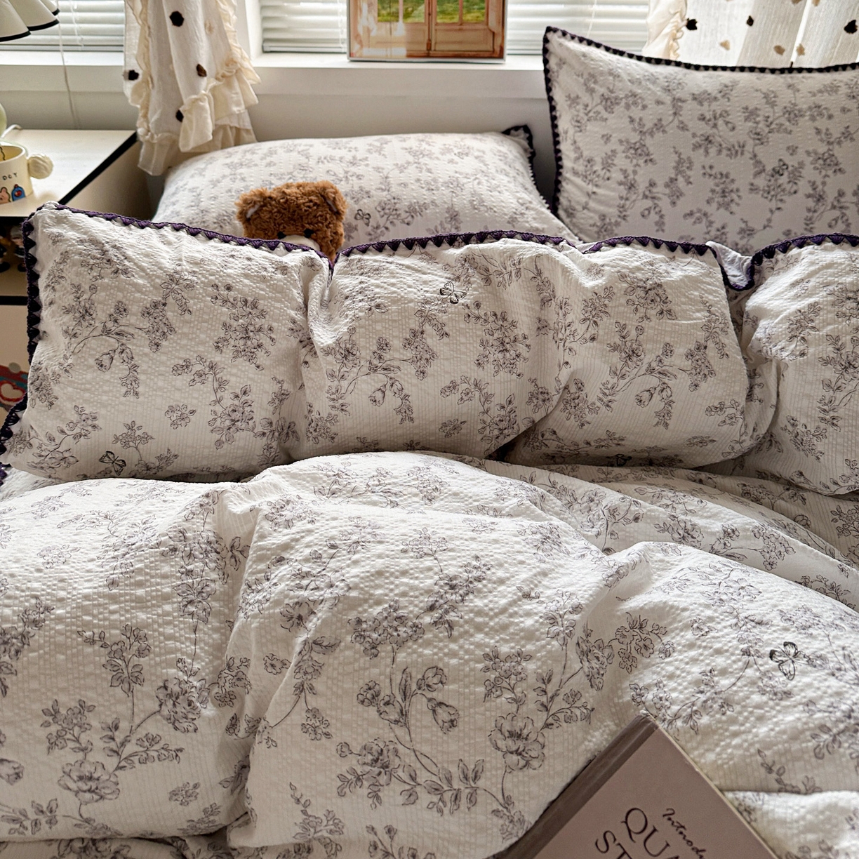 91家纺网 家纺一手货源 找家纺 蓝极人 2026新款泡芙被壳针四件套 蝶迹