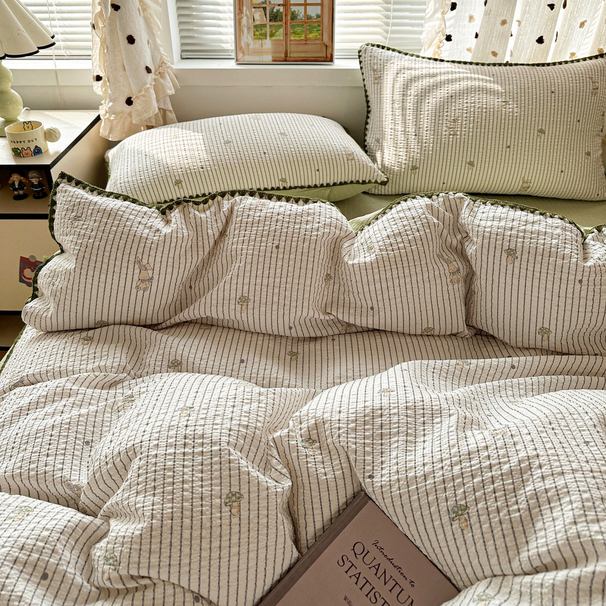 91家纺网 家纺一手货源 找家纺 蓝极人 2026新款泡芙被壳针四件套 蘑菇兔