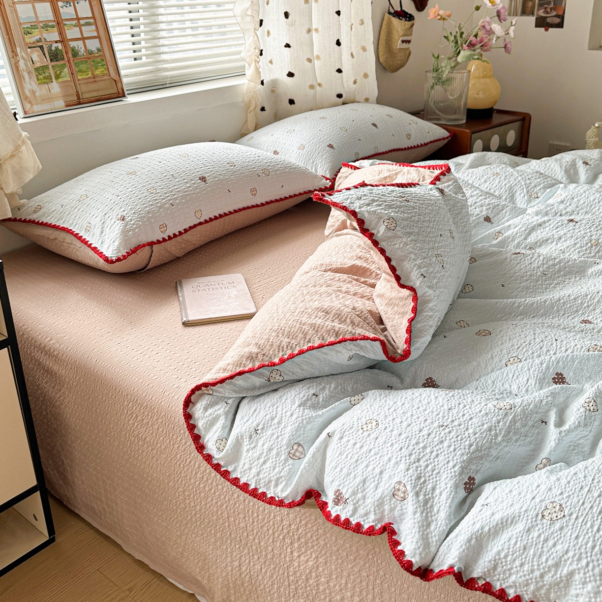 91家纺网 家纺一手货源 找家纺 蓝极人 2026新款泡芙被壳针四件套 好心情