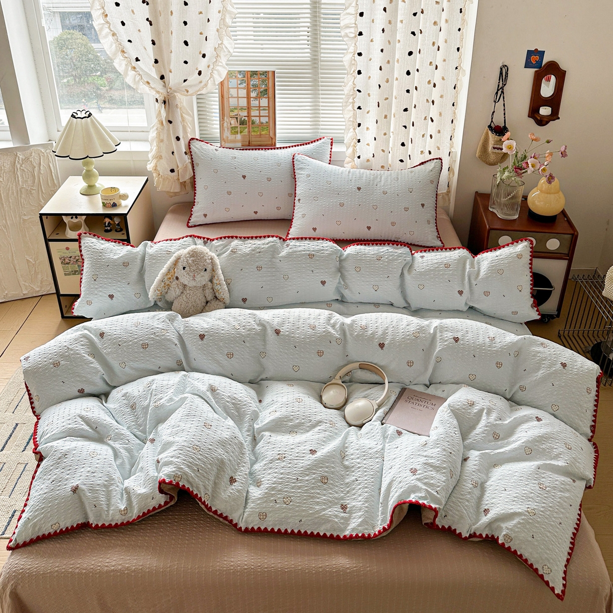 91家纺网 家纺一手货源 找家纺 蓝极人 2026新款泡芙被壳针四件套 好心情