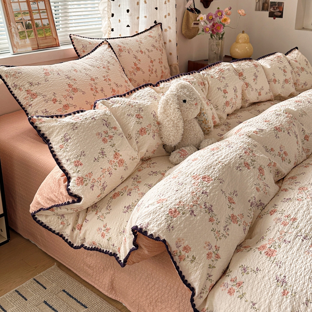 91家纺网 家纺一手货源 找家纺 蓝极人 2026新款泡芙被壳针四件套 春色