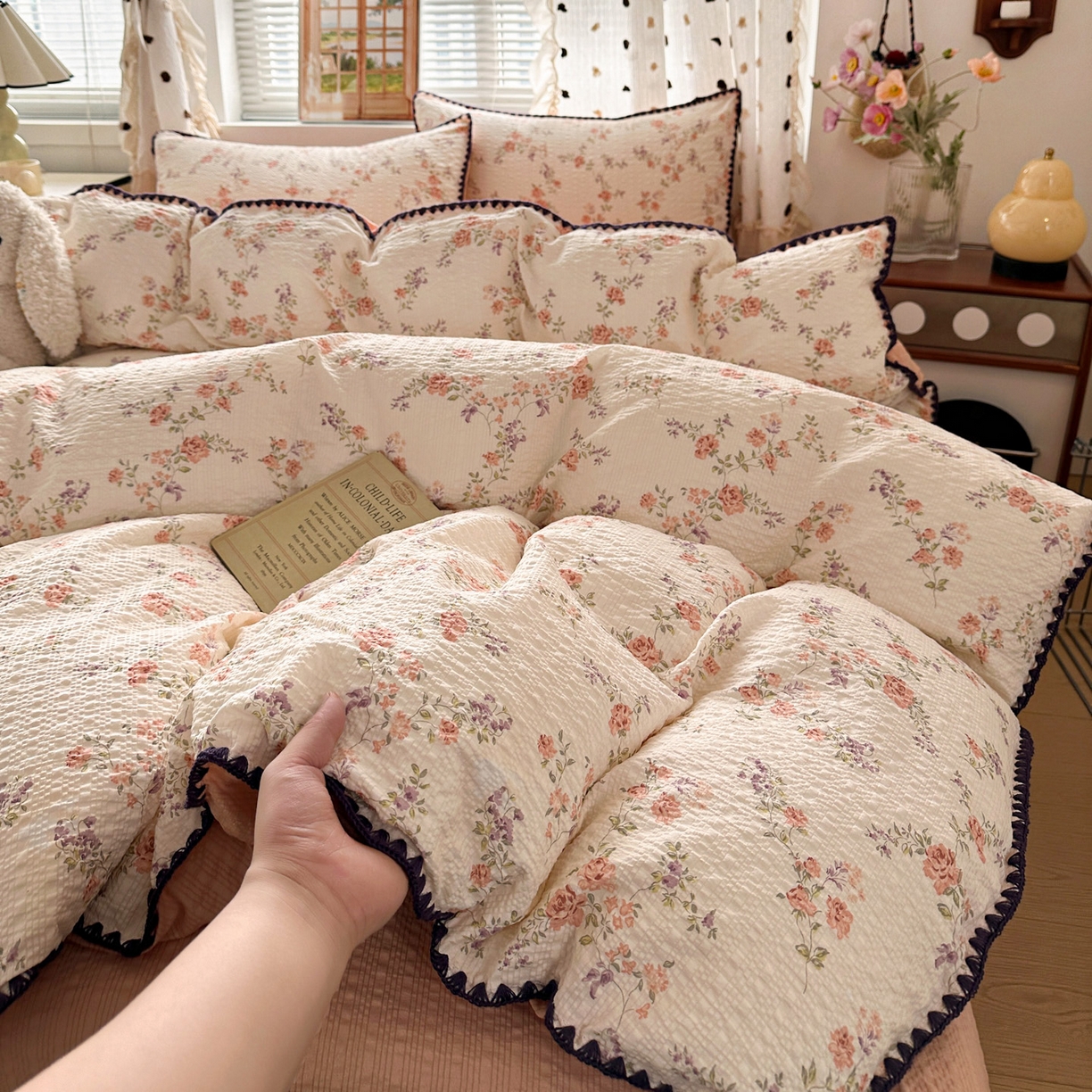 91家纺网 家纺一手货源 找家纺 蓝极人 2026新款泡芙被壳针四件套 春色