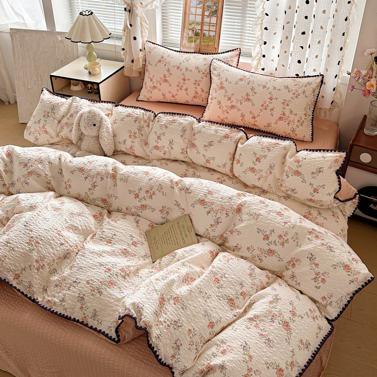 91家纺网 家纺一手货源 找家纺 蓝极人 2026新款泡芙被壳针四件套 春色