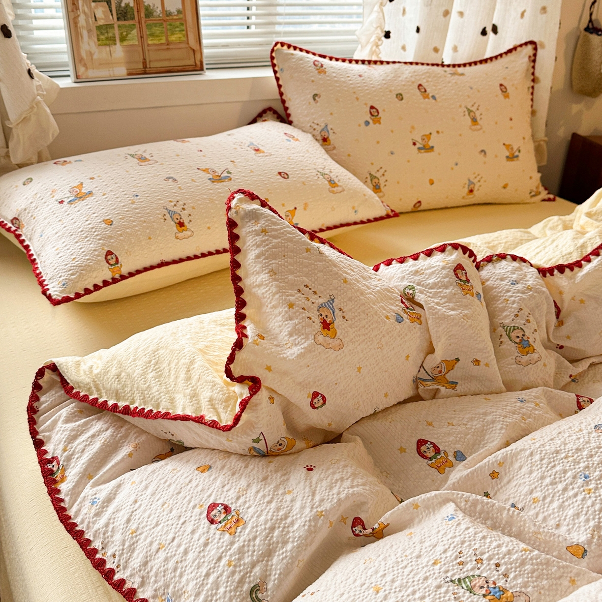 91家纺网 家纺一手货源 找家纺 蓝极人 2026新款泡芙被壳针四件套 星星人