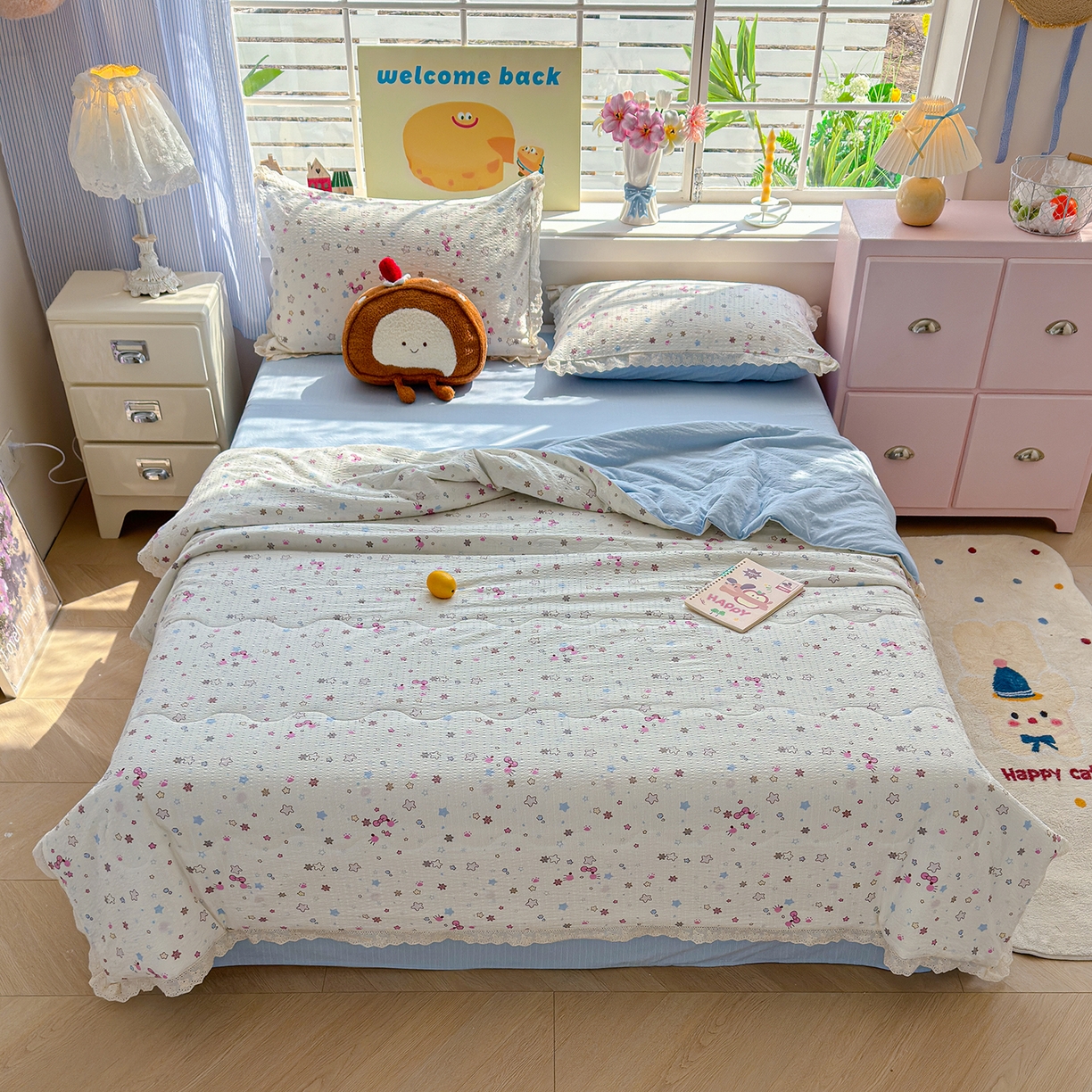 91家纺网 家纺一手货源 找家纺 弗苓家纺 2026新款高克重泡芙棉花边款夏被夏凉被空调被四件套小红书推荐-风格一 躲猫猫