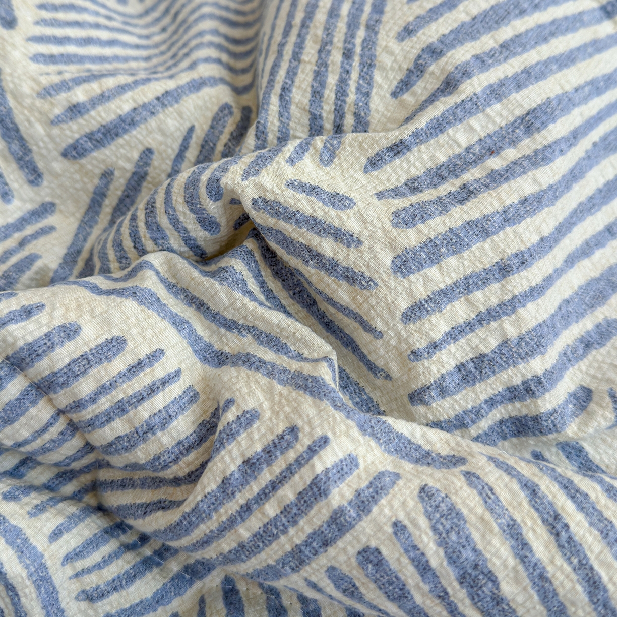 91家纺网 家纺一手货源 找家纺 弗苓家纺 2026新款高克重泡芙棉花边款夏被夏凉被空调被四件套小红书推荐-风格一 浅川纹