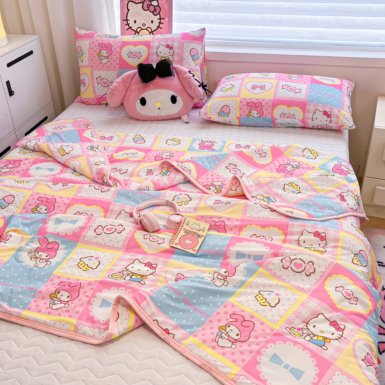 91家纺网 家纺一手货源 找家纺 暮思家居 2026新款正版授权三丽鸥A类仿锦氨小冰皮夏被夏凉被空调被 小冰皮-KT美乐蒂