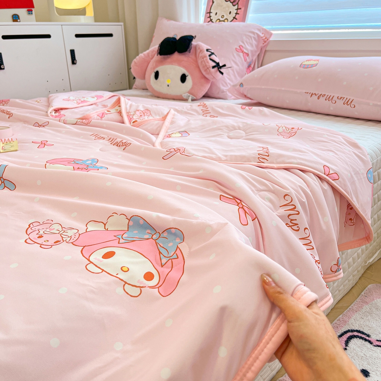 91家纺网 家纺一手货源 找家纺 暮思家居 2026新款正版授权三丽鸥A类仿锦氨小冰皮夏被夏凉被空调被 小冰皮-蝴蝶结美乐蒂