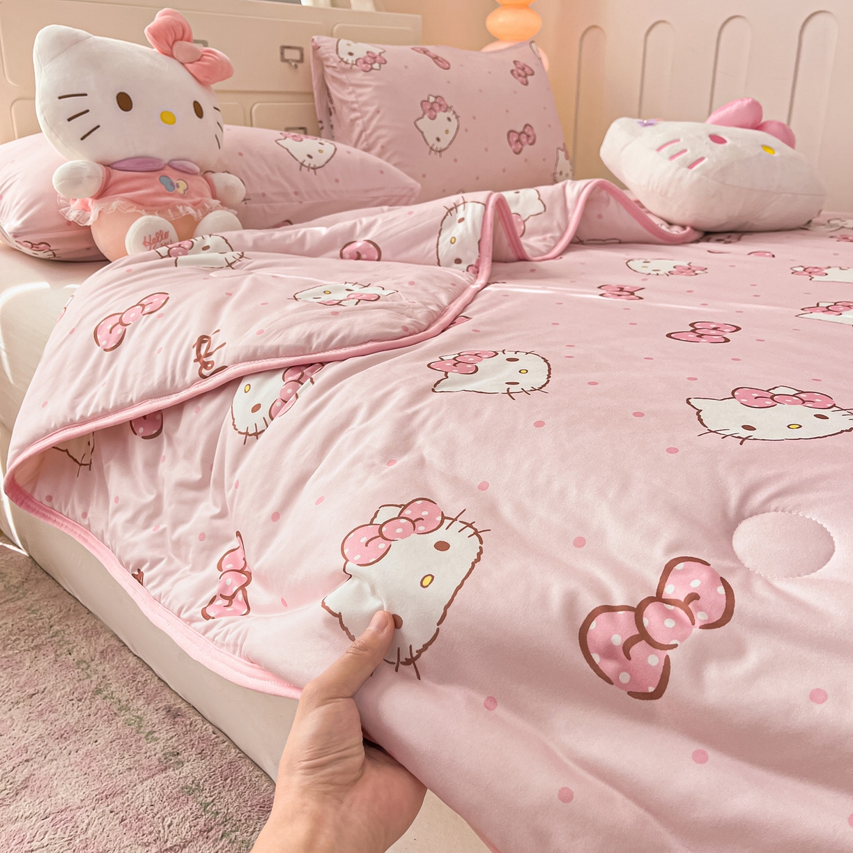 91家纺网 家纺一手货源 找家纺 暮思家居 2026新款正版授权三丽鸥A类仿锦氨小冰皮夏被夏凉被空调被 小冰皮-可爱KT