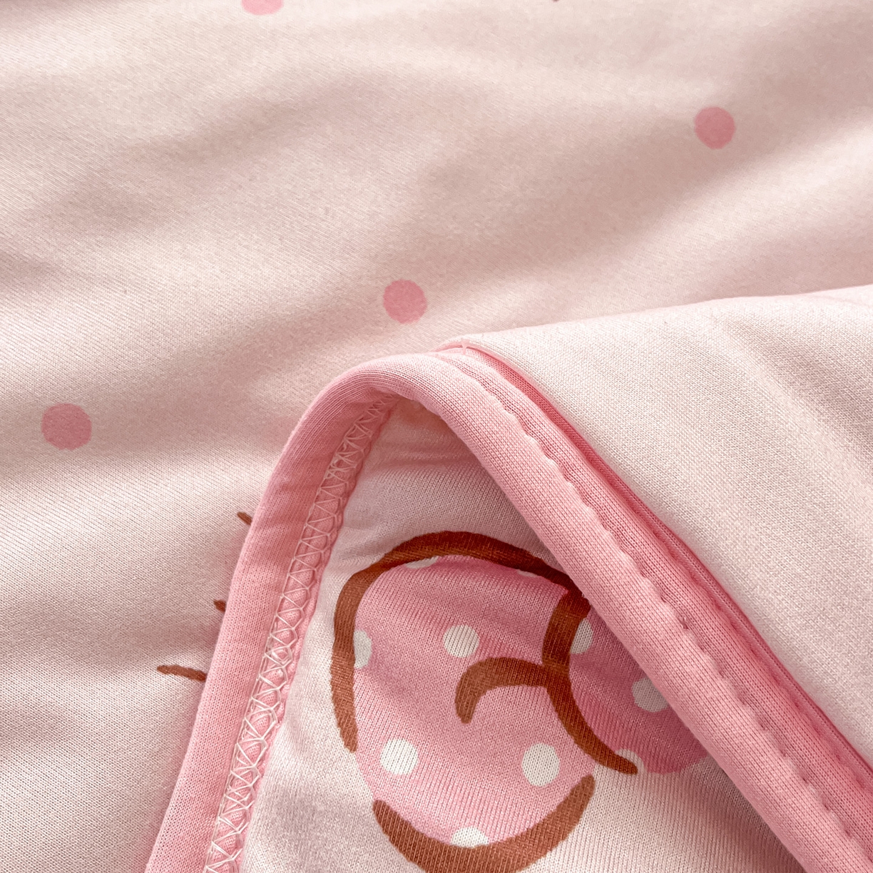 91家纺网 家纺一手货源 找家纺 暮思家居 2026新款正版授权三丽鸥A类仿锦氨小冰皮夏被夏凉被空调被 小冰皮-可爱KT