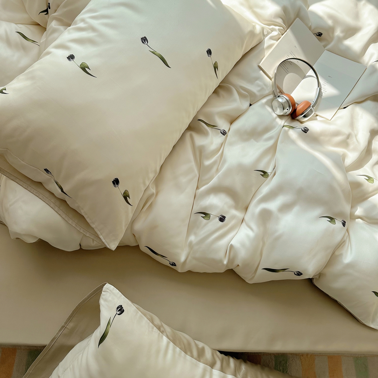 91家纺网 家纺一手货源 找家纺 悦织湾家纺 2026新款亲肤冰丝印花四件套春夏冰爽凉感床上用品三四件套学生宿舍 冰丝-奶杏郁金香