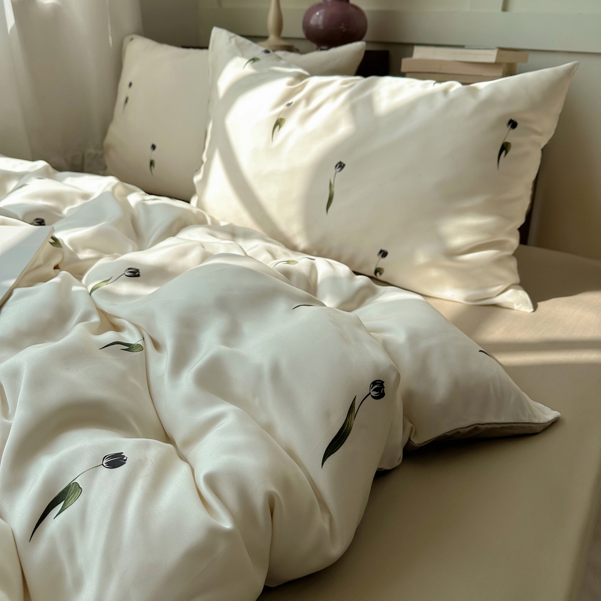 91家纺网 家纺一手货源 找家纺 悦织湾家纺 2026新款亲肤冰丝印花四件套春夏冰爽凉感床上用品三四件套学生宿舍 冰丝-奶杏郁金香