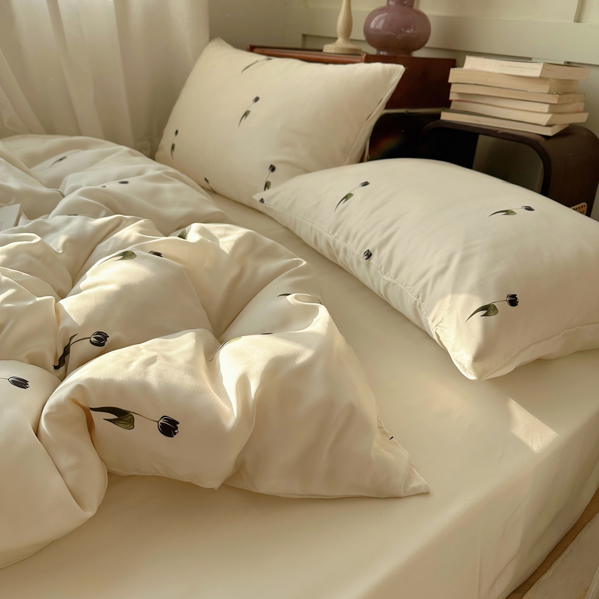 91家纺网 家纺一手货源 找家纺 悦织湾家纺 2026新款亲肤冰丝印花四件套春夏冰爽凉感床上用品三四件套学生宿舍 冰丝-夜影郁香