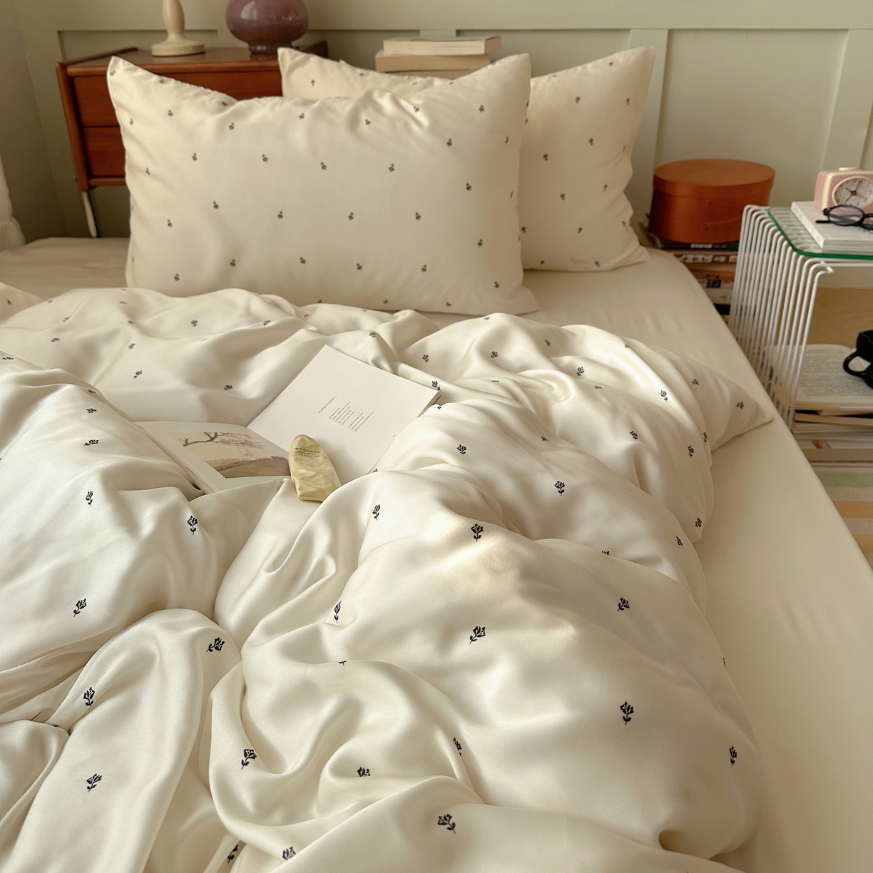 91家纺网 家纺一手货源 找家纺 （总）悦织湾家纺 2026新款亲肤冰丝印花四件套春夏冰爽凉感床上用品三四件套学生宿舍