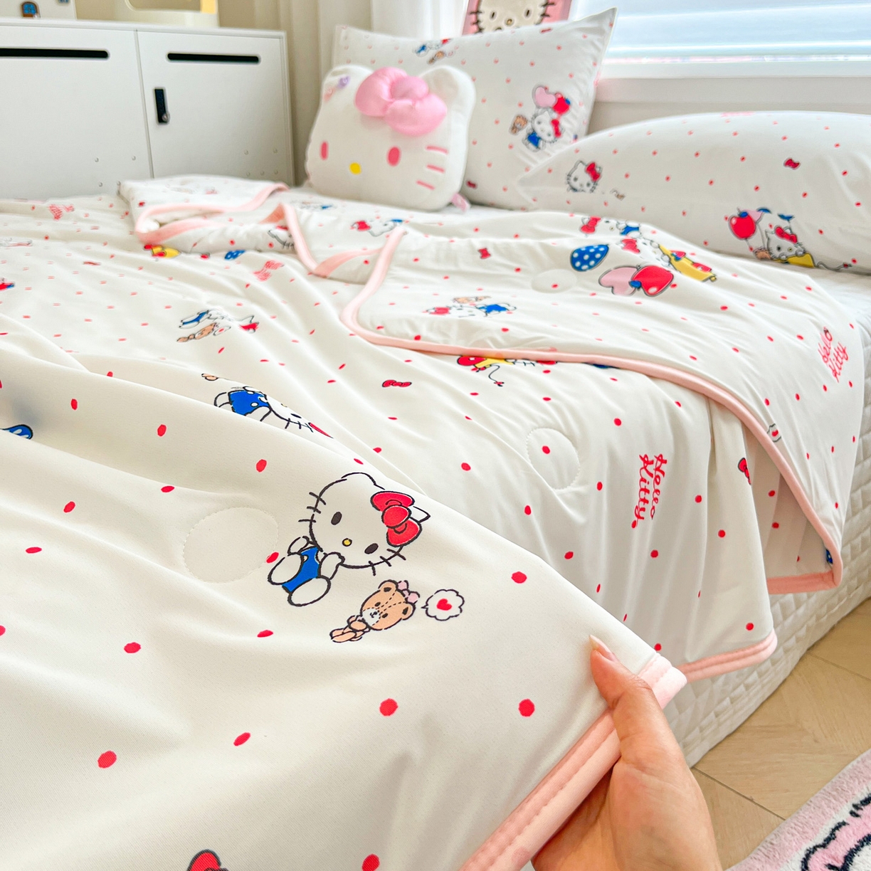 91家纺网 家纺一手货源 找家纺 暮思家居 2026新款正版授权三丽鸥A类仿锦氨小冰皮夏被夏凉被空调被 小冰皮-幸福KT