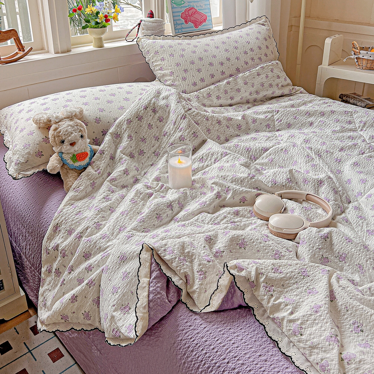 91家纺网 家纺一手货源 找家纺 禾沐 2026新款云感泡芙纱全棉蕾丝花边款夏被四件套 芋泥花束