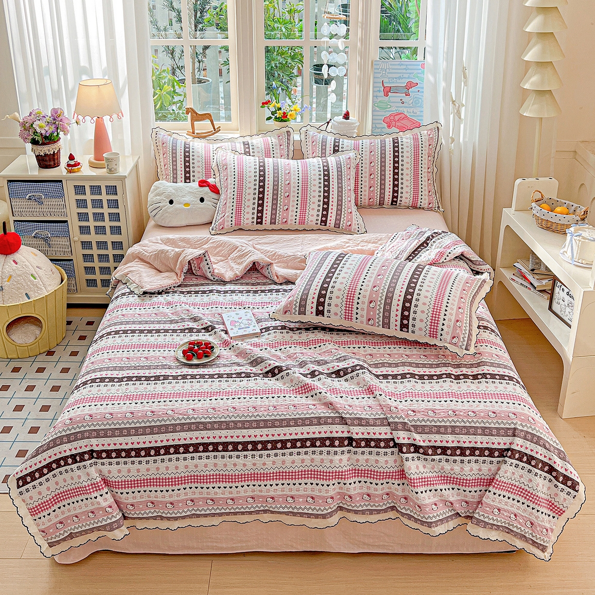 91家纺网 家纺一手货源 找家纺 梵希雅 2026新款泡芙纱纯棉蕾丝花边夏被四件套 猫咪集