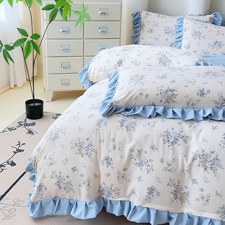 91家纺网 家纺一手货源 找家纺 晚爱家纺（原晚安家居） 2026韩版花边四件套 有氧针织双层纱天竺棉超柔小清新四件套 半亩花田