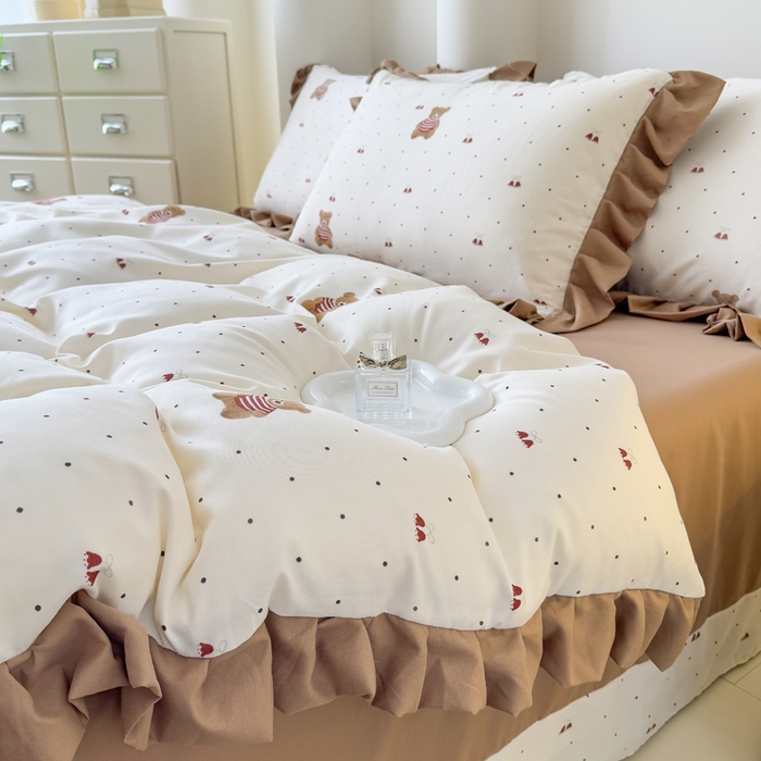 91家纺网 家纺一手货源 找家纺 晚爱家纺（原晚安家居） 2026韩版花边四件套 有氧针织双层纱天竺棉超柔小清新四件套 铃铛熊