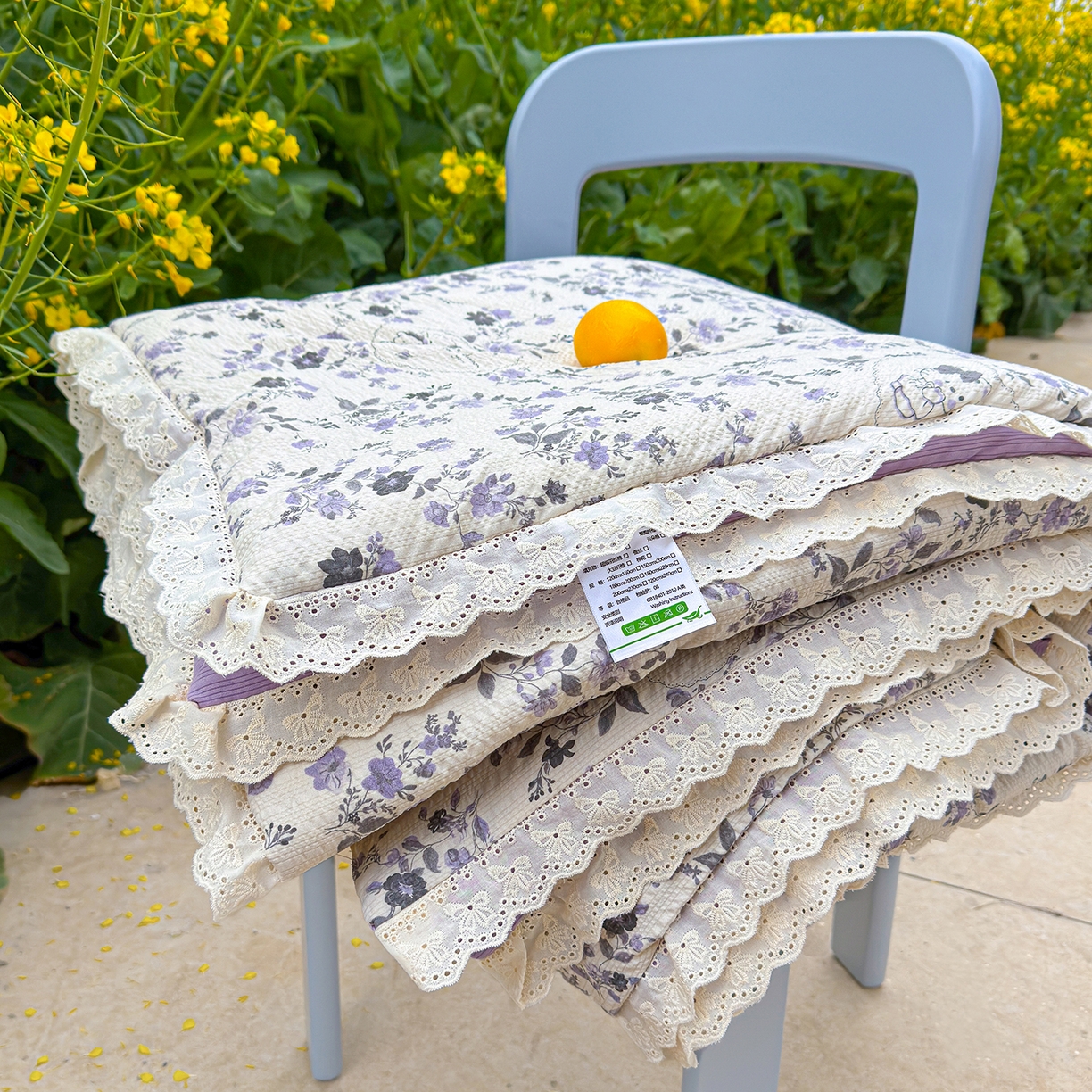 91家纺网 家纺一手货源 找家纺 弗苓家纺 2026新款高克重泡芙棉花边款夏被夏凉被空调被四件套小红书推荐-风格二 小猫幻境-灰