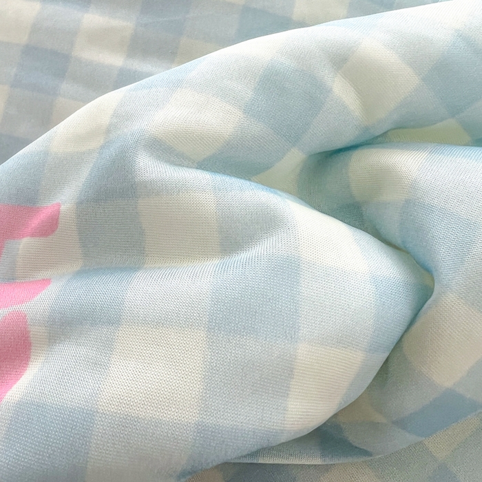 91家纺网 家纺一手货源 找家纺 柒月家居 2026新款凉感丝小清新乳胶凉席夏被四件套系列 蓝格甜猫