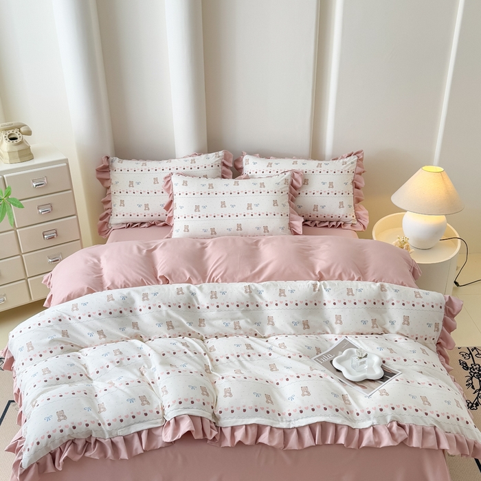 91家纺网 家纺一手货源 找家纺 晚爱家纺（原晚安家居） 2026韩版花边四件套 有氧针织双层纱天竺棉超柔小清新四件套 熊宝宝