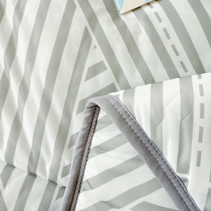 91家纺网 家纺一手货源 找家纺 柒月家居 2026新款凉感丝小清新乳胶凉席夏被四件套系列 格调