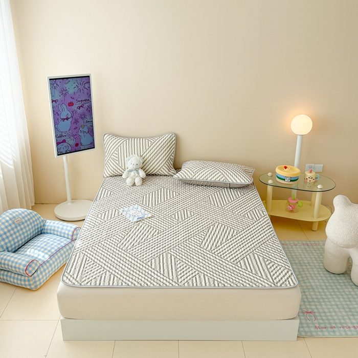 91家纺网 家纺一手货源 找家纺 柒月家居 2026新款凉感丝小清新乳胶凉席夏被四件套系列 格调