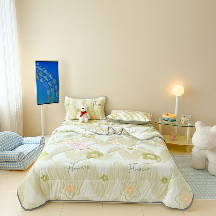 91家纺网 家纺一手货源 找家纺 柒月家居 2026新款凉感丝小清新乳胶凉席夏被四件套系列 花季