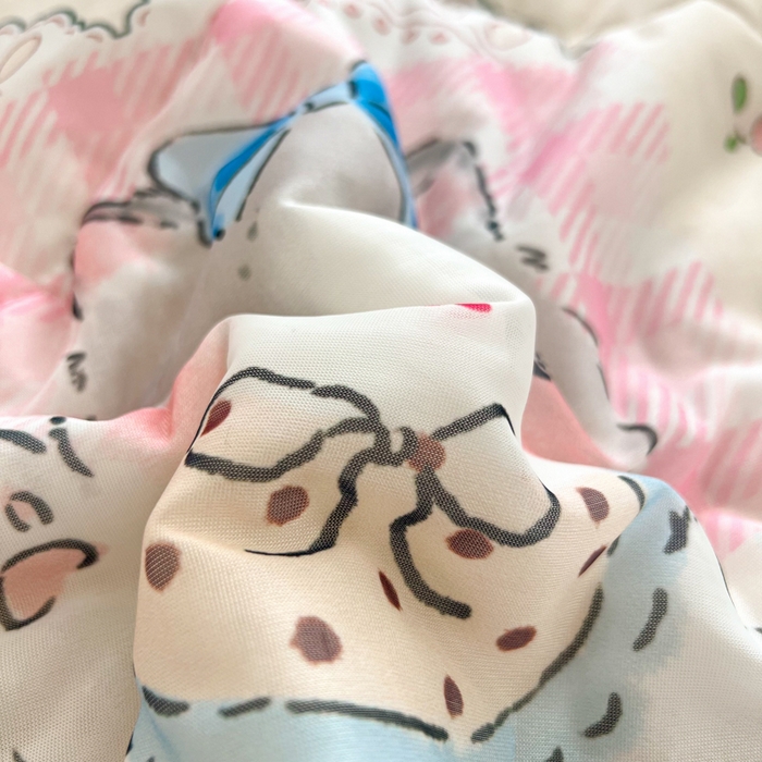 91家纺网 家纺一手货源 找家纺 柒月家居 2026新款凉感丝小清新乳胶凉席夏被四件套系列 奶盖猫咪