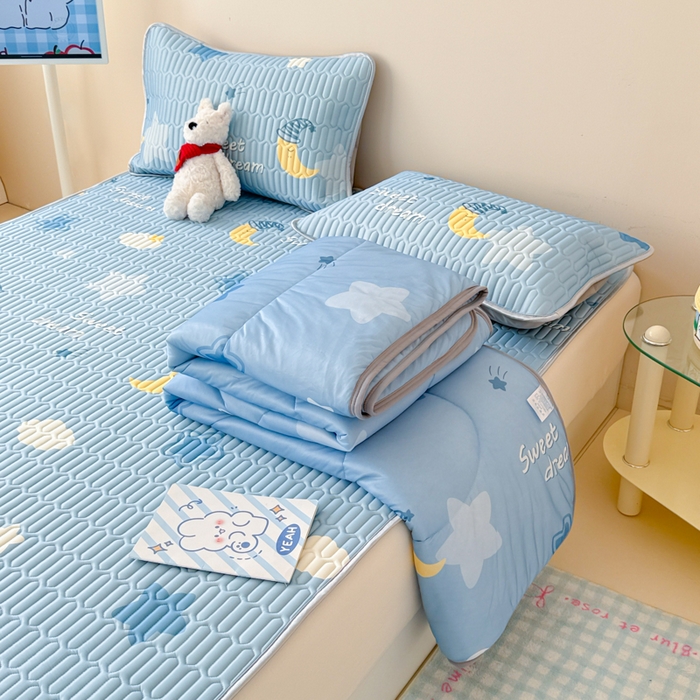 91家纺网 家纺一手货源 找家纺 柒月家居 2026新款凉感丝小清新乳胶凉席夏被四件套系列 星星月亮