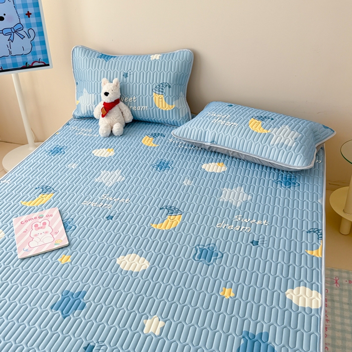 91家纺网 家纺一手货源 找家纺 柒月家居 2026新款凉感丝小清新乳胶凉席夏被四件套系列 星星月亮