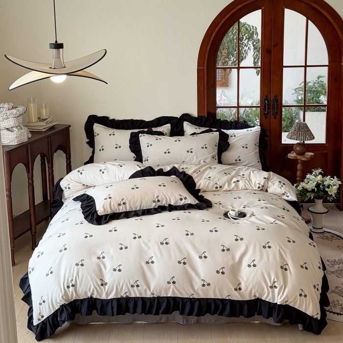 91家纺网 家纺一手货源 找家纺 晚爱家纺（原晚安家居） 2026新款法式花边水洗棉四件套赫本风韩版针织云朵棉三件套 法式风-樱桃