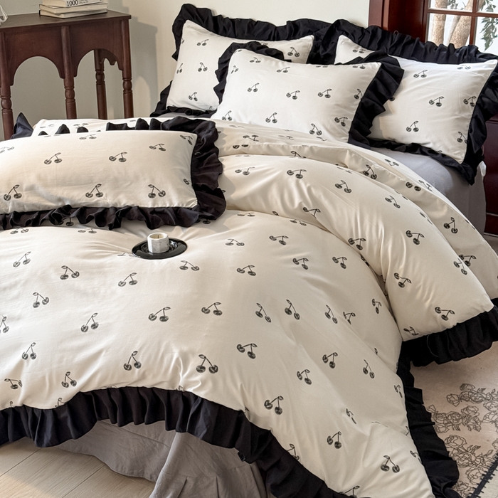 91家纺网 家纺一手货源 找家纺 晚爱家纺（原晚安家居） 2026新款法式花边水洗棉四件套赫本风韩版针织云朵棉三件套 法式风-樱桃