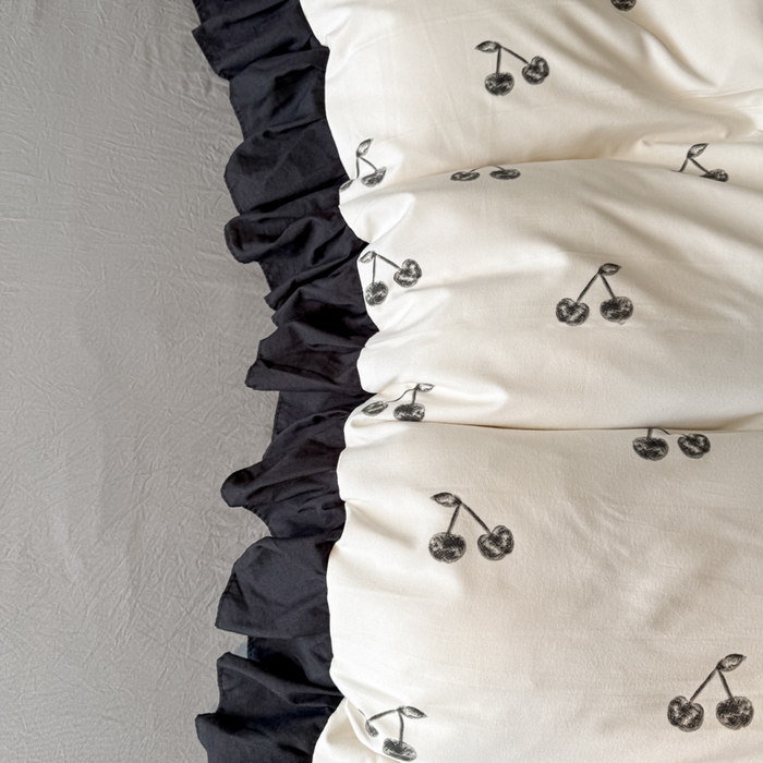 91家纺网 家纺一手货源 找家纺 晚爱家纺（原晚安家居） 2026新款法式花边水洗棉四件套赫本风韩版针织云朵棉三件套 法式风-樱桃