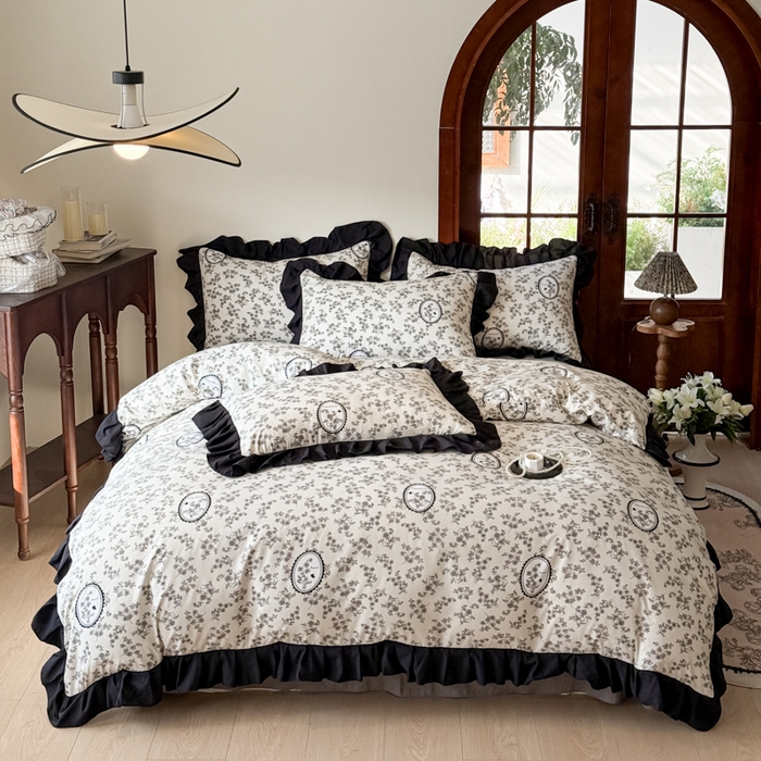 91家纺网 家纺一手货源 找家纺 晚爱家纺（原晚安家居） 2026新款法式花边水洗棉四件套赫本风韩版针织云朵棉三件套 法式风-庄园