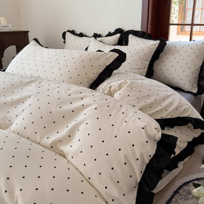 91家纺网 家纺一手货源 找家纺 晚爱家纺（原晚安家居） 2026新款法式花边水洗棉四件套赫本风韩版针织云朵棉三件套 法式风-黑色波点