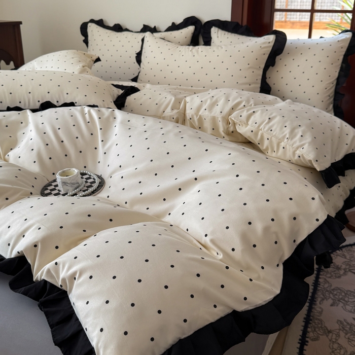 91家纺网 家纺一手货源 找家纺 晚爱家纺（原晚安家居） 2026新款法式花边水洗棉四件套赫本风韩版针织云朵棉三件套 法式风-黑色波点